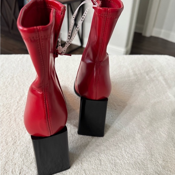 New Gianni Bini Border-Line Stretch Block Heel Booties Size 8 - Picture 3 of 9